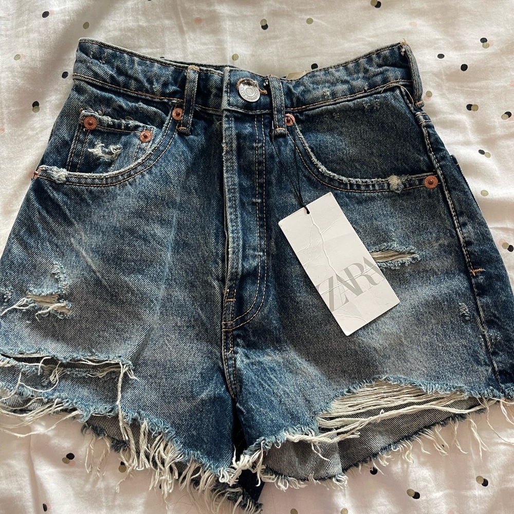 Zara Women's Distressed Blue Jean Shorts